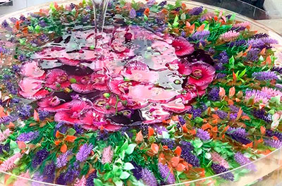 Стол река из эпоксидной смолы от Ассамблея ах мир