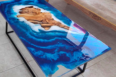 аРека  стол из эпоксидной смолы от Ассамблея ах мир